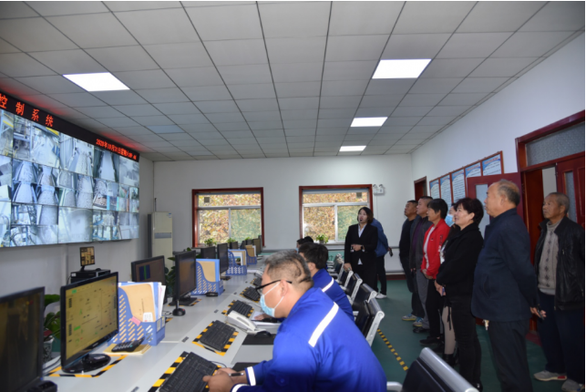 激发党建新活力 增强组织凝聚力 ——上黄崖村到j9品牌真人第一
集团开展开放式组织生活98